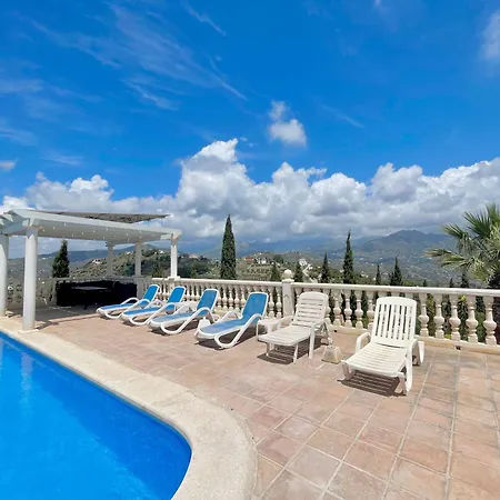 El Castillo Villa