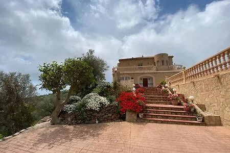 El Castillo Villa *